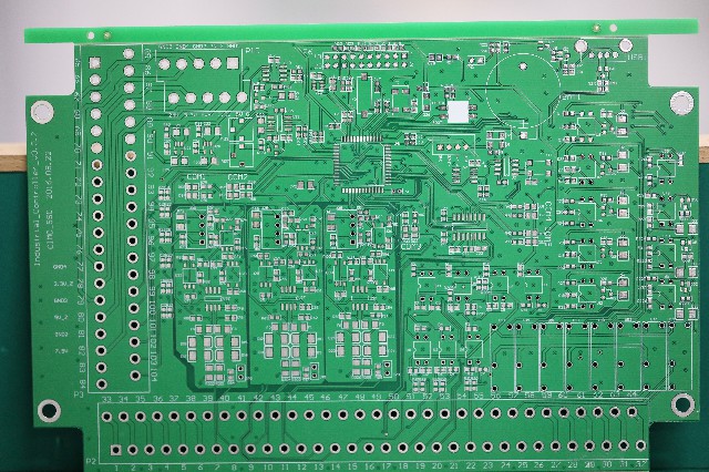 PCB為什么要進(jìn)行拼板和加板邊處理?PCB生產(chǎn)中做拼板及板邊